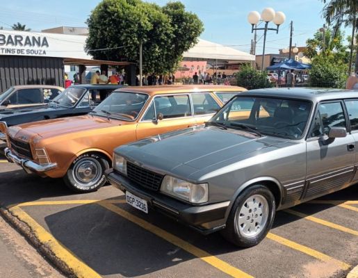 Foto - Encontro de Carros Antigos