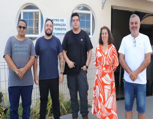 SETUR grava imagens da Prainha de Ubarana e visita pontos turísticos da cidade